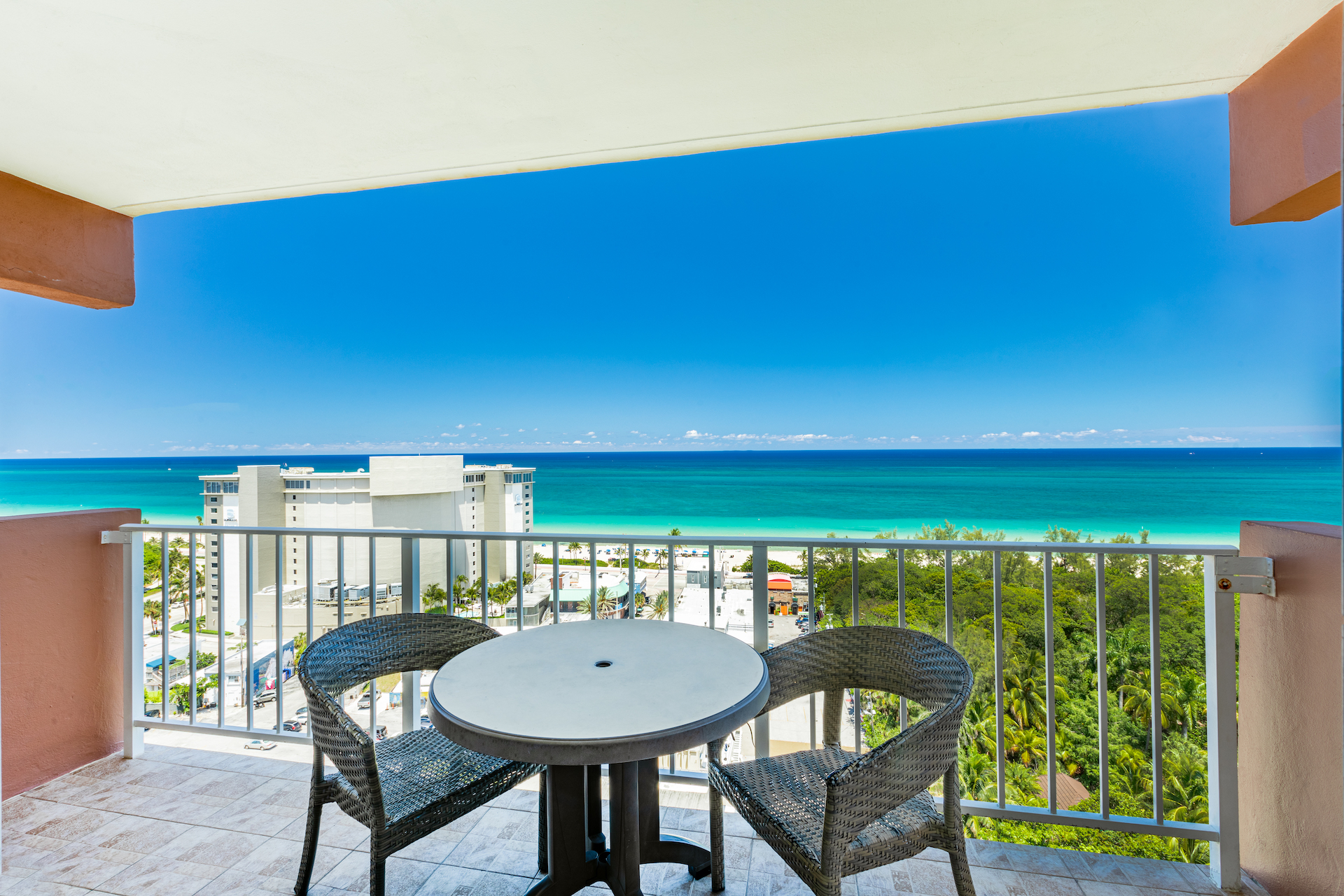 Picture of 1 Bedroom Deluxe Suite | Fort Lauderdale Beach Resort